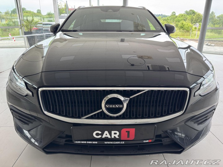 Volvo V60 D3 AUT*110kW*LED*KeyLess* 2020