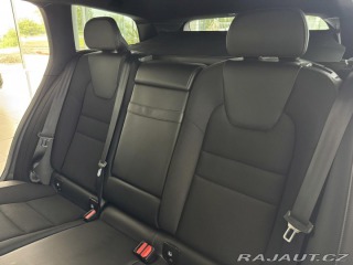 Volvo V60 D3 AUT*110kW*LED*KeyLess* 1800