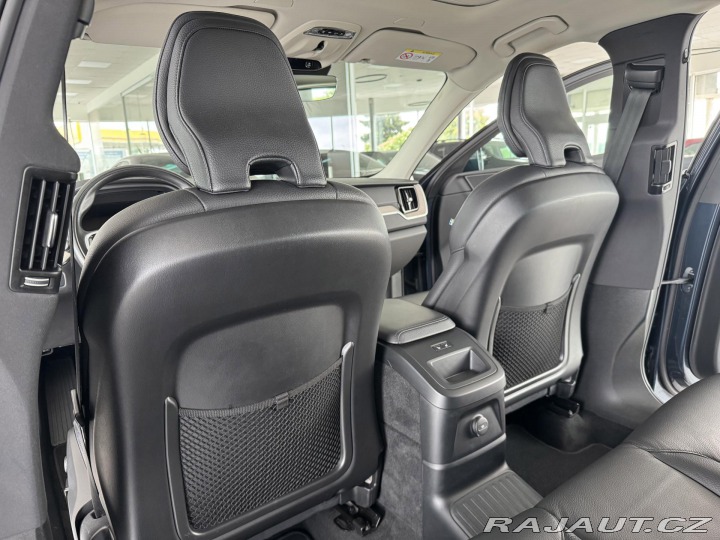 Volvo XC60 T8 AWD*Recharge*Inscript* 2021
