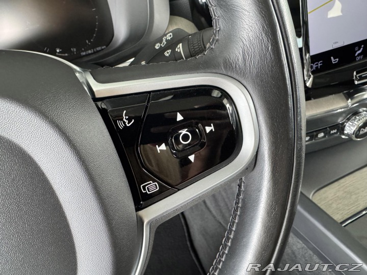 Volvo XC60 T8 AWD*Recharge*Inscript* 2021