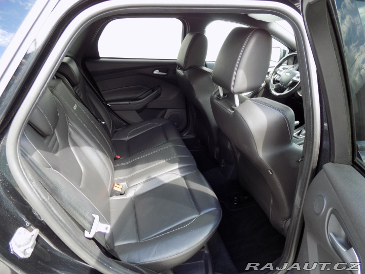 Ford Focus 2.0i ST/Bi-xenon/kůže/LED 2013