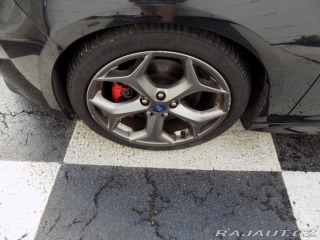 Ford Focus 2.0i ST/Bi-xenon/kůže/LED 2013