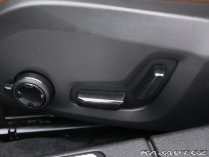 Volvo V60 2,0 145kW D4 4x4 DPH Cros 2020