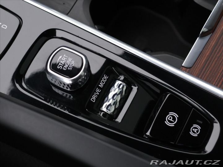 Volvo V60 2,0 145kW D4 4x4 DPH Cros 2020