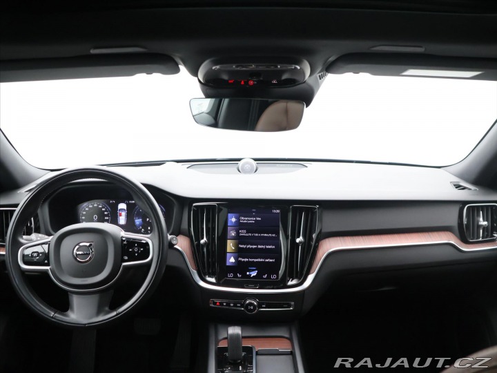 Volvo V60 2,0 145kW D4 4x4 DPH Cros 2020
