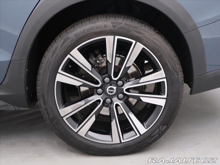 Volvo V60 2,0 145kW D4 4x4 DPH Cros 2020