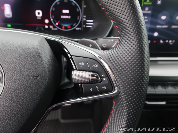 Škoda Octavia 2,0 TSI RS DSG 2021