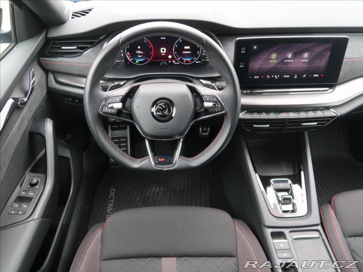 Škoda Octavia 2,0 TSI RS DSG 2021