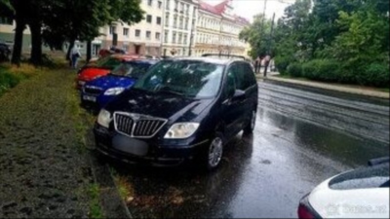 Lancia Phedra 2,2 JTD 130KW BI TURBO
