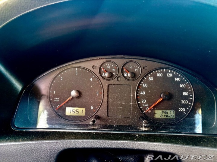 Volkswagen Caravelle 2,5   tdi 96kw, 9-ti míst 1800