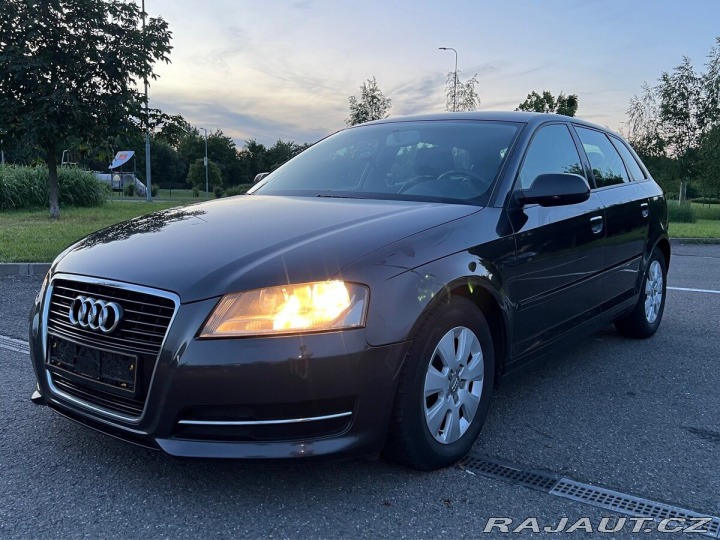 Audi A3 1,6 TDI, 77 kW, 216 440 2013