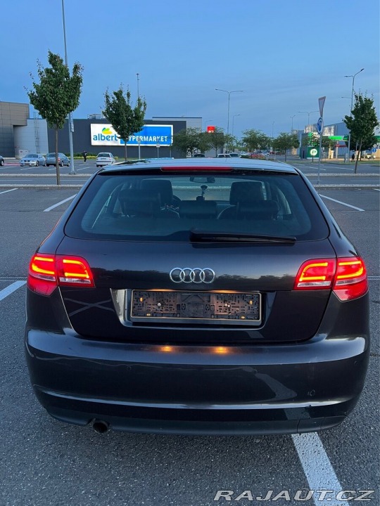 Audi A3 1,6 TDI, 77 kW, 216 440 2013