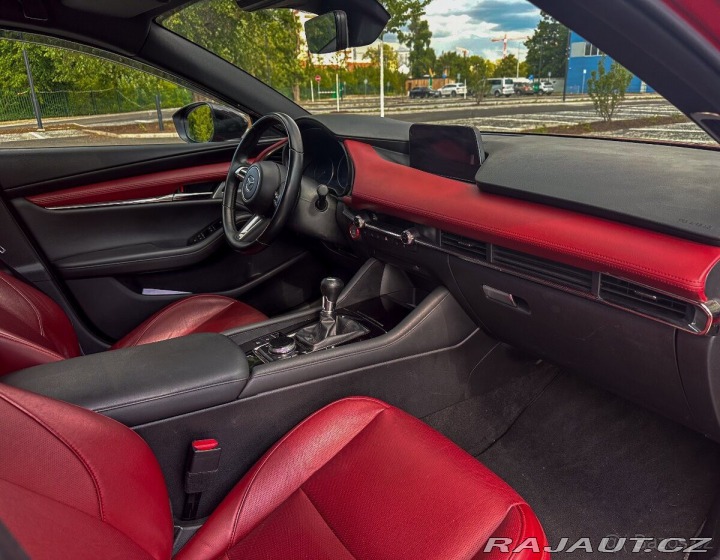 Mazda 3 2,0 e-Skyactiv X186 2021
