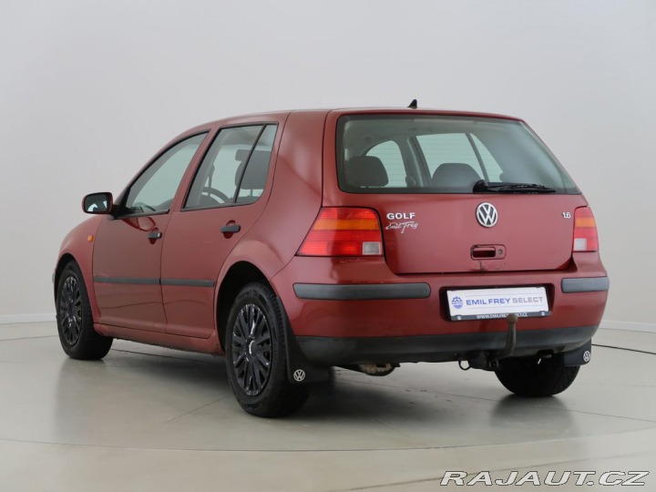 Volkswagen Golf 1.6,74kW,Manuál,AC,Tažné 1999