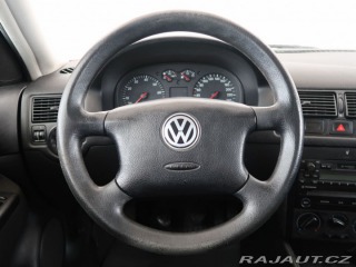 Volkswagen Golf 1.6,74kW,Manuál,AC,Tažné 1999