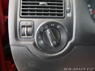 Volkswagen Golf 1.6,74kW,Manuál,AC,Tažné 1999