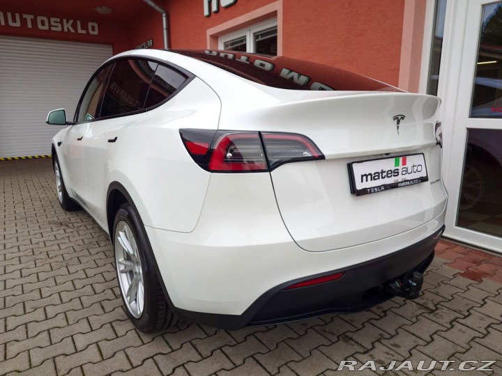 Tesla Model Y Long Range - Dual Motor 3 2023