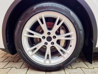 Tesla Model Y Long Range - Dual Motor 3 2023