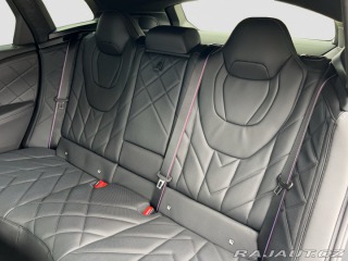 BMW XM 50e 2026