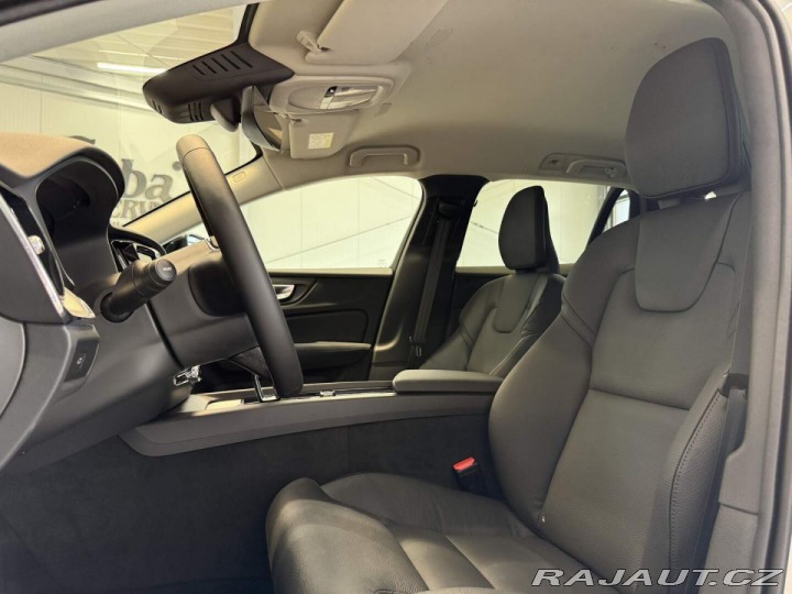 Volvo V60 B4 2.0L 197+14 HP AT7 FWD 2026