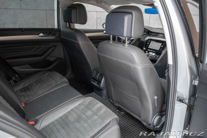 Volkswagen Passat 2.0 TSI Elegance*DSG*ACC* 2022