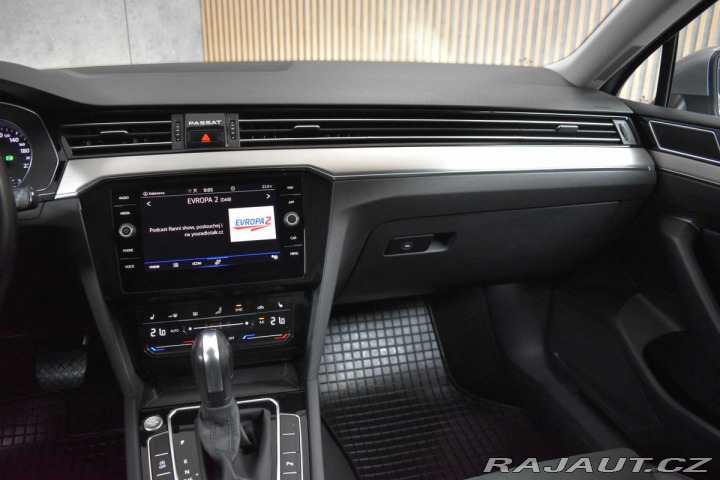 Volkswagen Passat 2.0 TSI Elegance*DSG*ACC* 2022