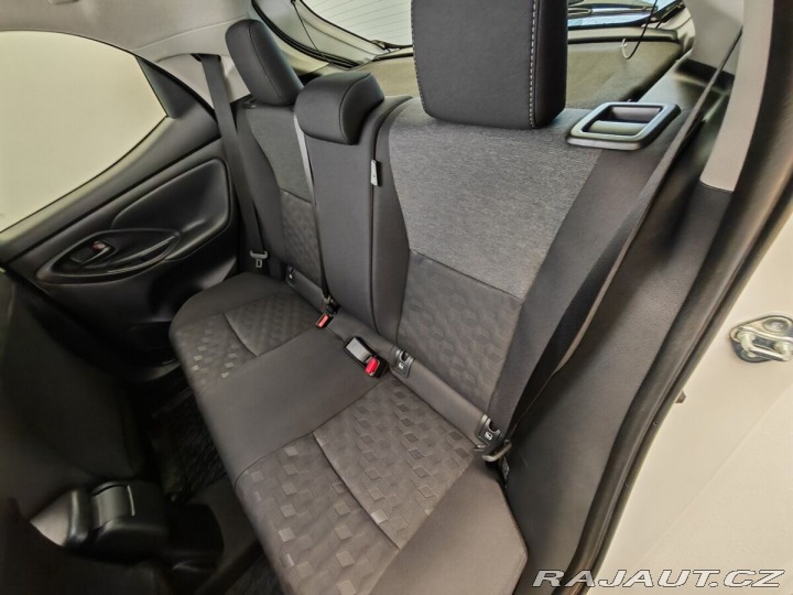 Toyota Yaris 1.5 Hybrid e-CVT Style 2026