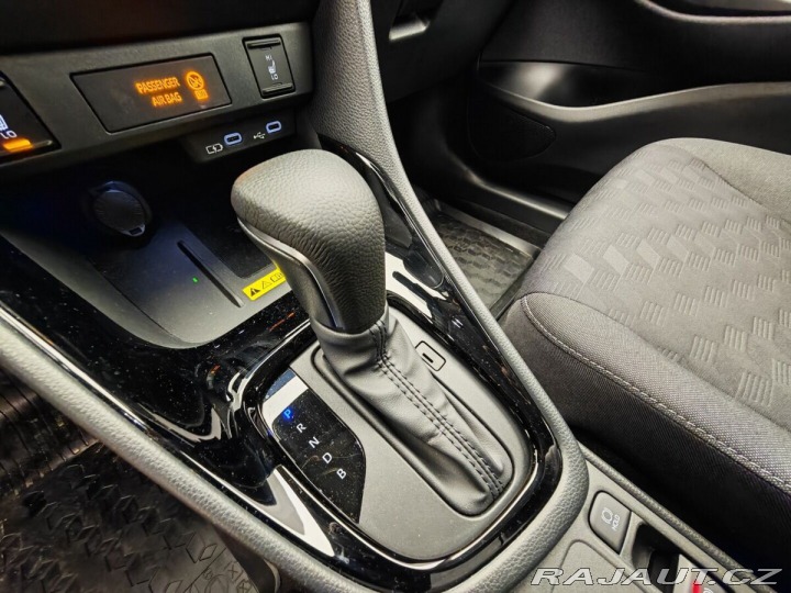 Toyota Yaris 1.5 Hybrid e-CVT Style 2026