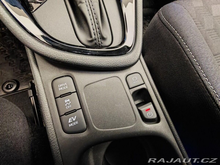 Toyota Yaris 1.5 Hybrid e-CVT Style 2026
