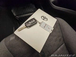 Toyota Yaris 1.5 Hybrid e-CVT Style 2026