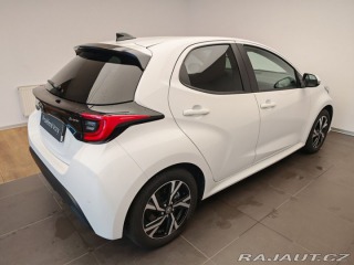 Toyota Yaris 1.5 Hybrid e-CVT Style 2026