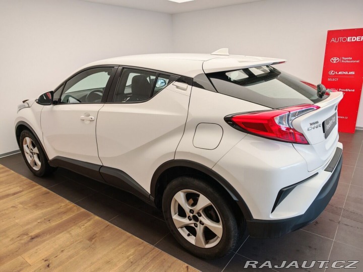 Toyota C-HR 1.2 Turbo 85kW Active 2017