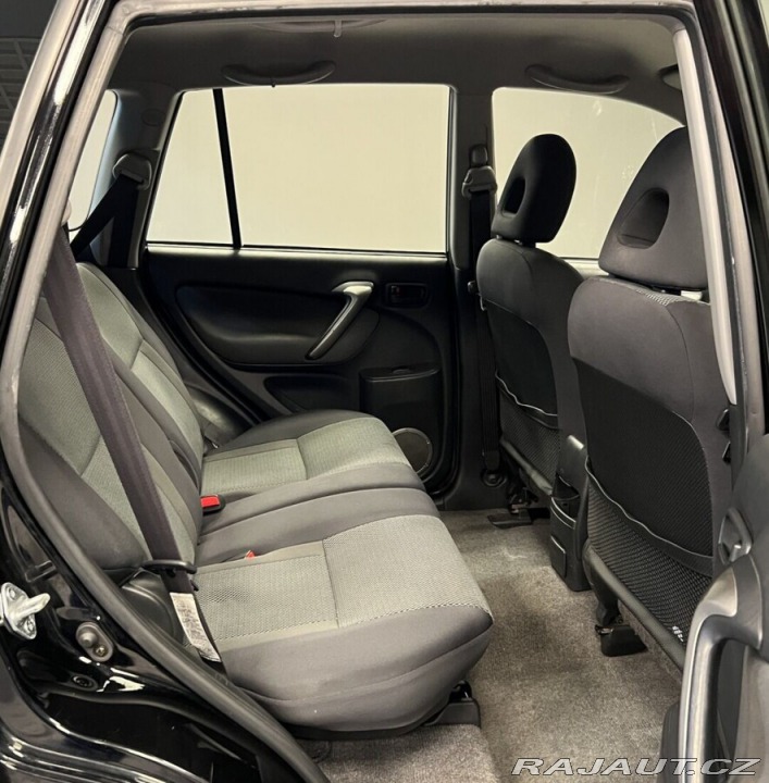 Toyota RAV4 VVT-I 2.0 (4x4 / AWD) 2005