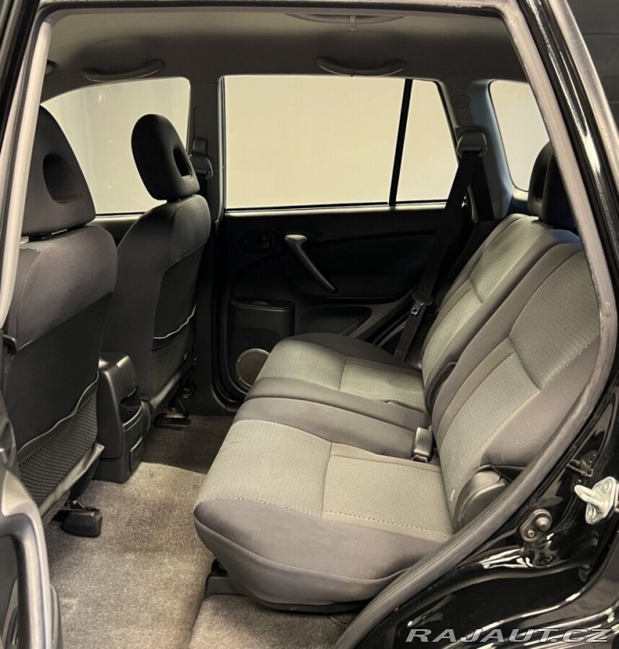 Toyota RAV4 VVT-I 2.0 (4x4 / AWD) 2005