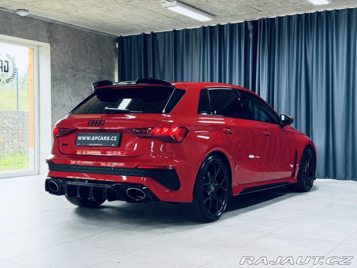 Audi RS3 TFSI*SPORTBACK*CERAMIC*CA 2024