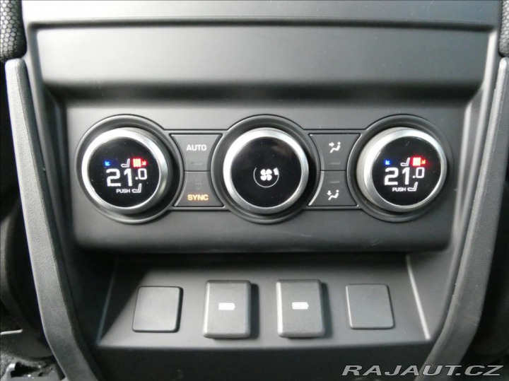 Land Rover Defender 5,0 P525 Carpath.EDT,1Maj 2023