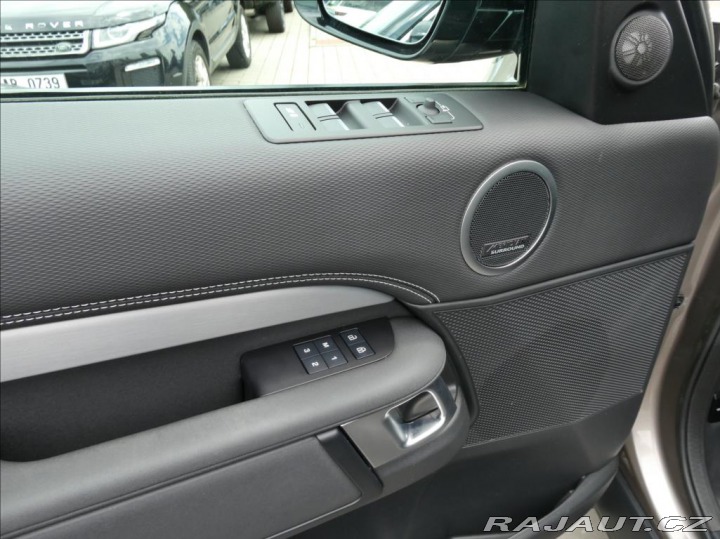 Land Rover Discovery 3,0 D250 R-Dynamic SE 1.M 2023