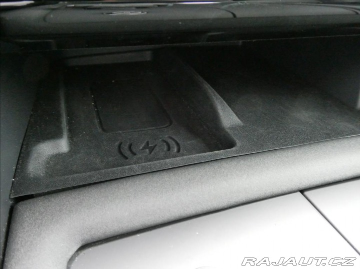 Land Rover Discovery 3,0 D250 R-Dynamic SE 1.M 2023