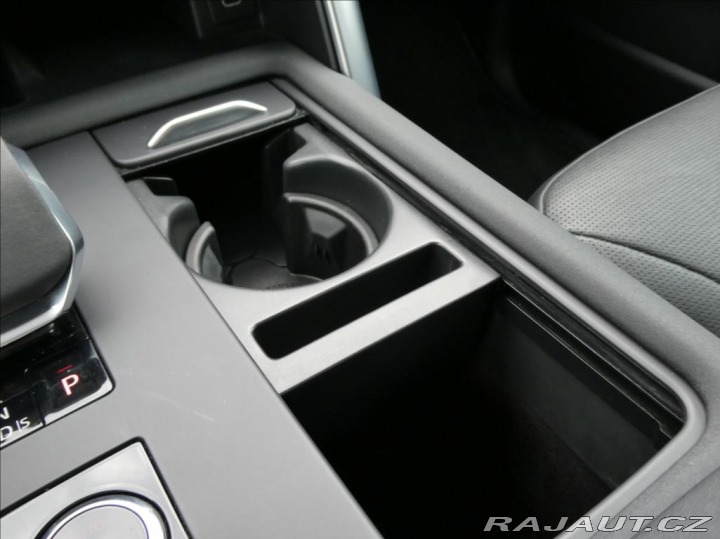 Land Rover Discovery 3,0 D250 R-Dynamic SE 1.M 2023