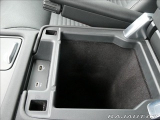 Land Rover Discovery 3,0 D250 R-Dynamic SE 1.M 2023