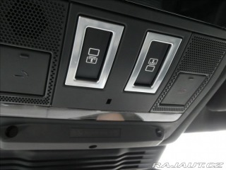 Land Rover Discovery 3,0 D250 R-Dynamic SE 1.M 2023