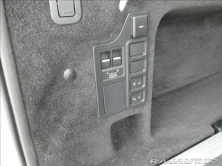 Land Rover Discovery 3,0 D250 R-Dynamic SE 1.M 2023