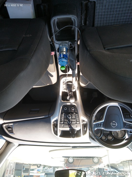 Opel Astra astra j sports tourer 2012