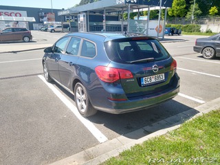 Opel Astra astra j sports tourer 2012