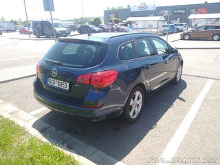 Opel Astra astra j sports tourer 2012
