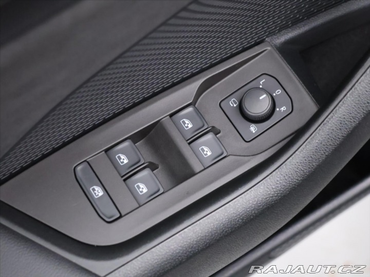 Škoda Octavia 2,0 TDI 147kW DSG LED Kli 2023