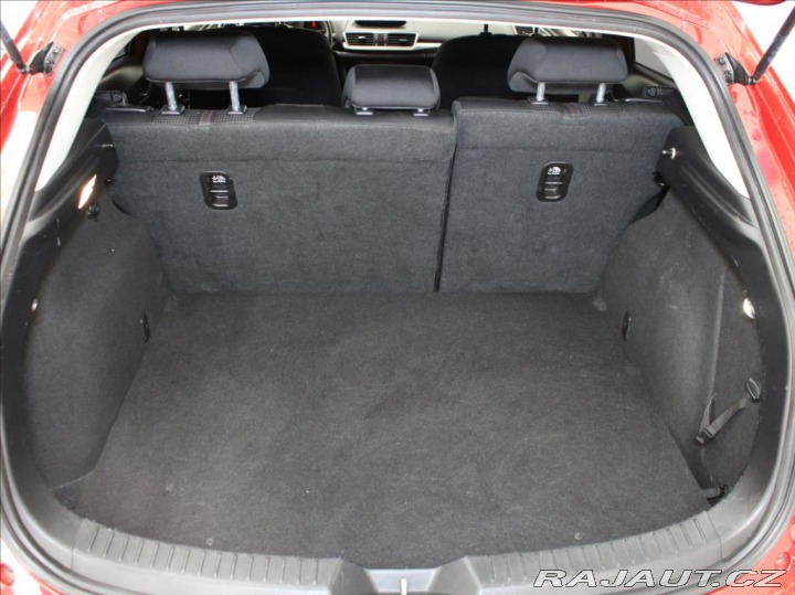 Mazda 3 1,5 G100 1.majitel ČR 102 2017