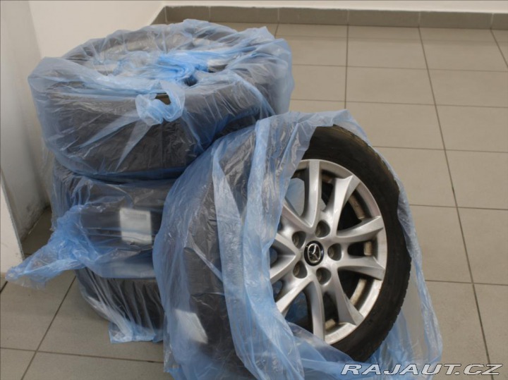 Mazda 3 1,5 G100 1.majitel ČR 102 2017
