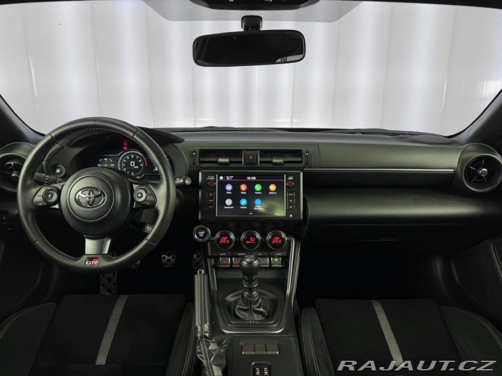 Toyota GR86 2.4L 172 KW 6MT EXECUTIVE 2023