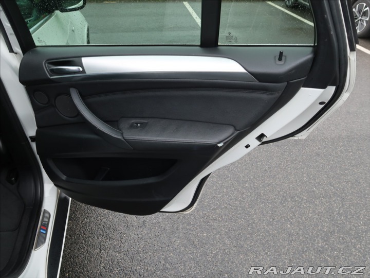 BMW X5 3,0 xDrive 30d M-paket 2010